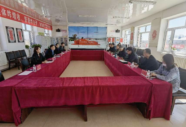 8.经管支部赴兰西县林盛村学习.png 8.经管支部赴兰西县林盛村学习.png