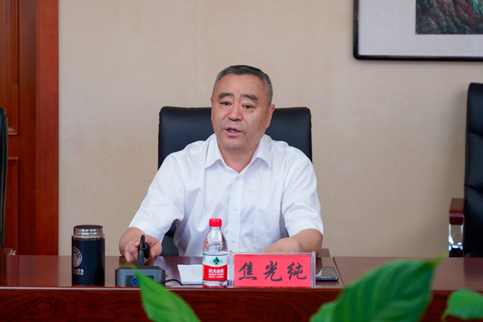 5院长焦光纯讲话.jpg