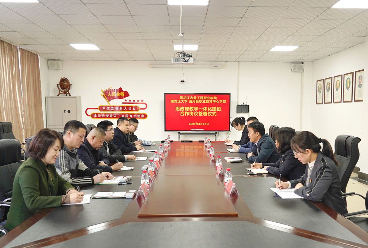 1座谈现场.JPG 1座谈现场.JPG