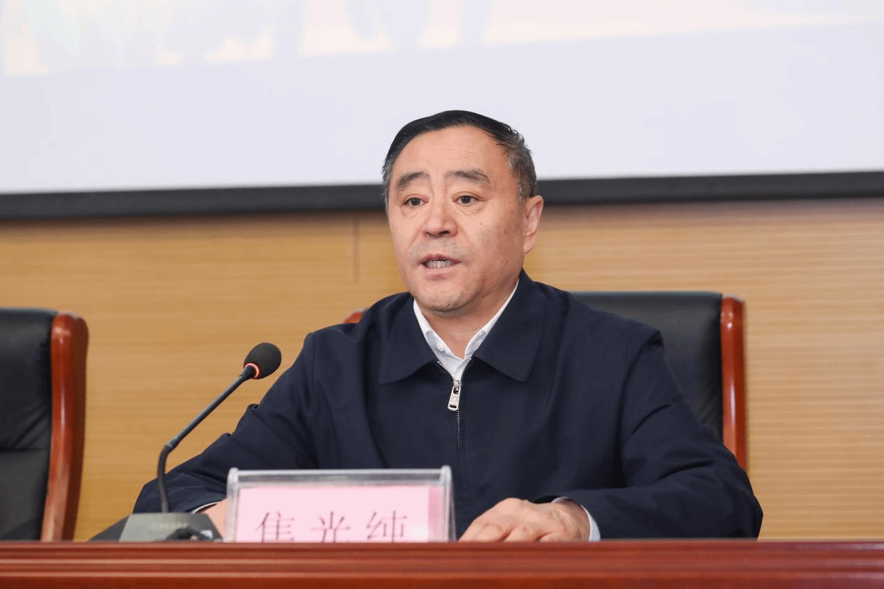 1.焦光纯院长主持开幕式并致辞.png 1.焦光纯院长主持开幕式并致辞.png
