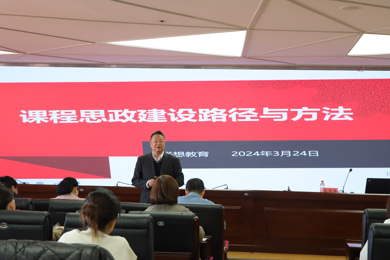 图片7.jpg 图片7.jpg