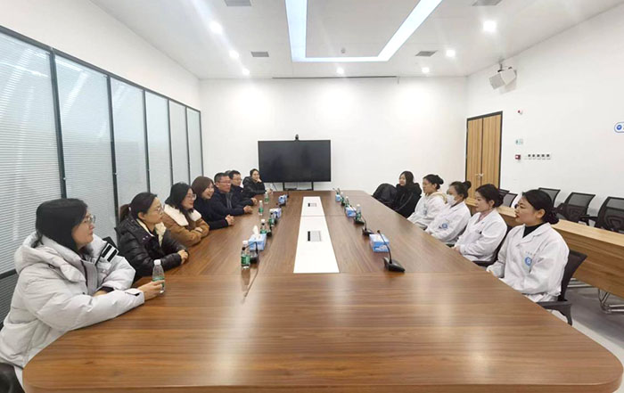 图片4.jpg 图片4.jpg